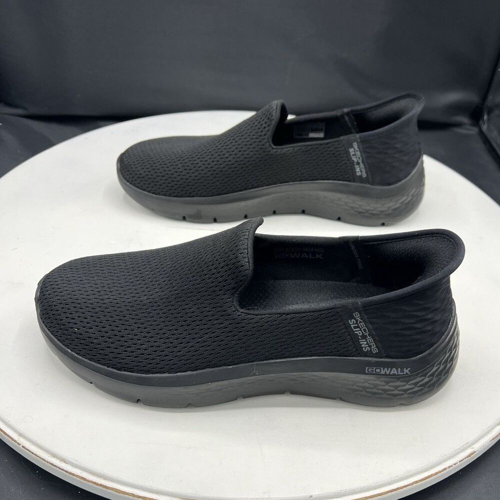 Skechers Hands Free Slip-Ins Go Walk Style #124963W Women’s Size 6.5 Wide (W)